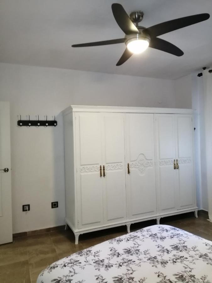 Piso En El Centro De Granada Con Garaje Incluido Gratis Apartment ภายนอก รูปภาพ