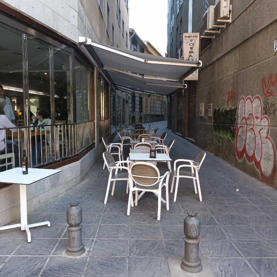 Piso En El Centro De Granada Con Garaje Incluido Gratis Apartment ภายนอก รูปภาพ